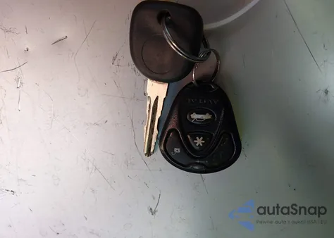 2008 Pontiac Grand Prix Gxp z USA, uszkodzony, nr VIN 2G2WC55C481128117